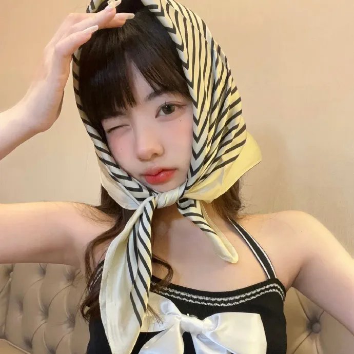 求救眨眨眼